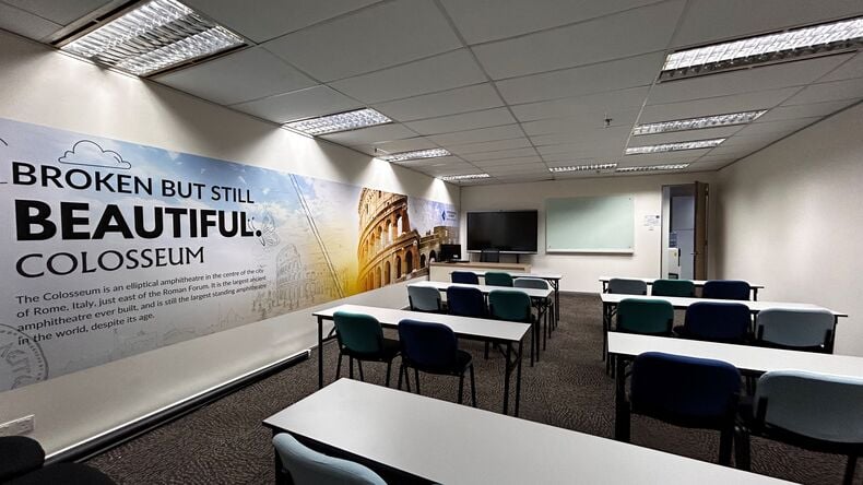 International Academy of Business & Technology 缩略图 5