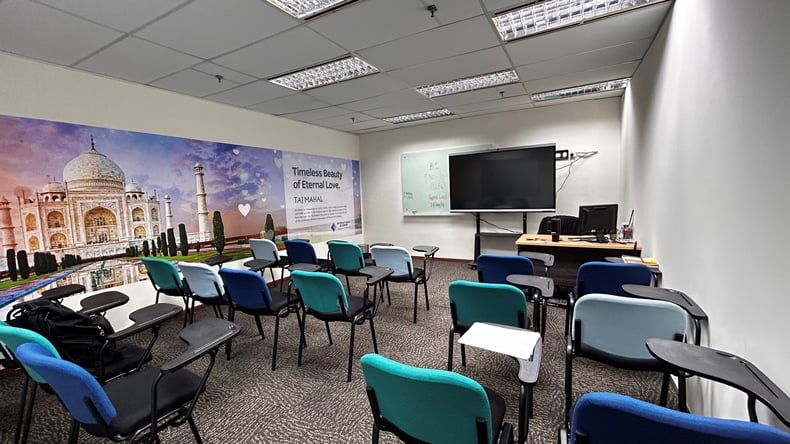 International Academy of Business & Technology 缩略图 2